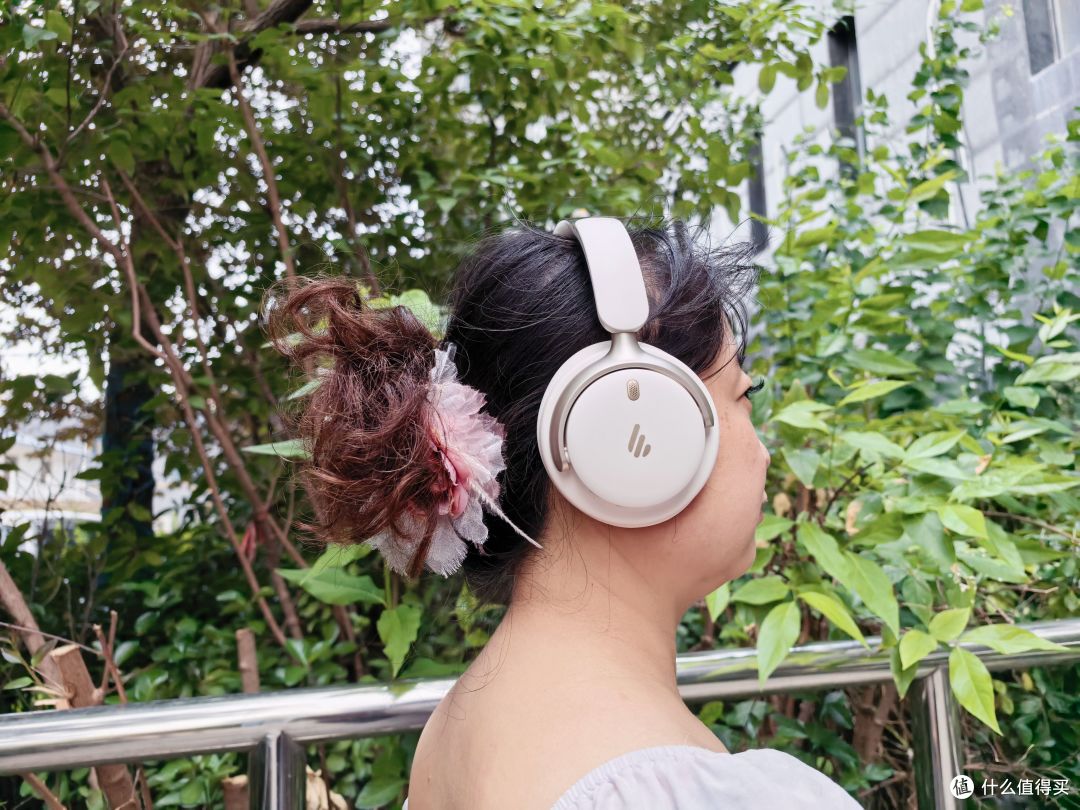 降噪深续航长带AI,头戴耳机一步到位就选漫步者Fit900NB Turbo