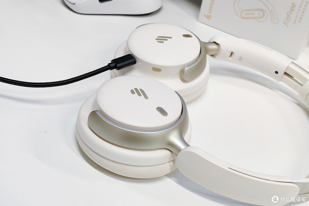 -50dB降噪、LDAC、AI大模型,漫步者Fit900NB Turbo有何不同?