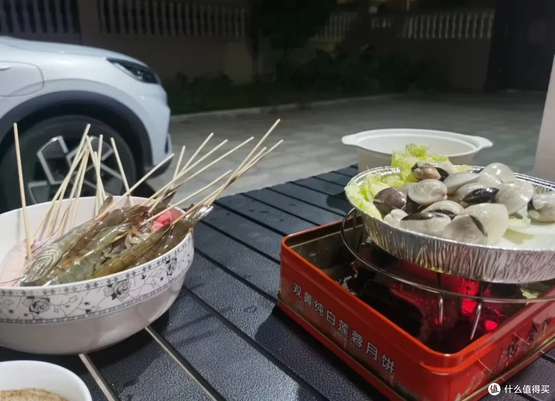 看了网友的「月饼盒子」用法后,我决定,今年的月饼盒不扔了!