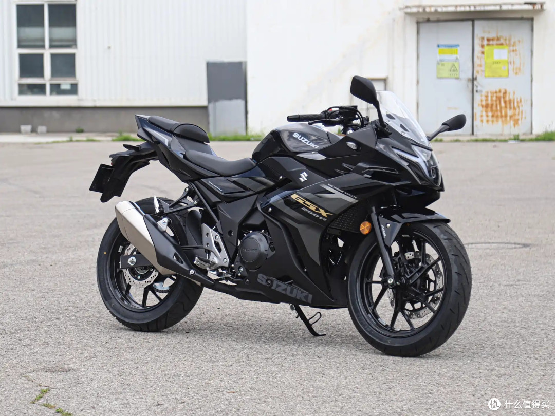 续航破四百公里!GSX250R为何经久不衰