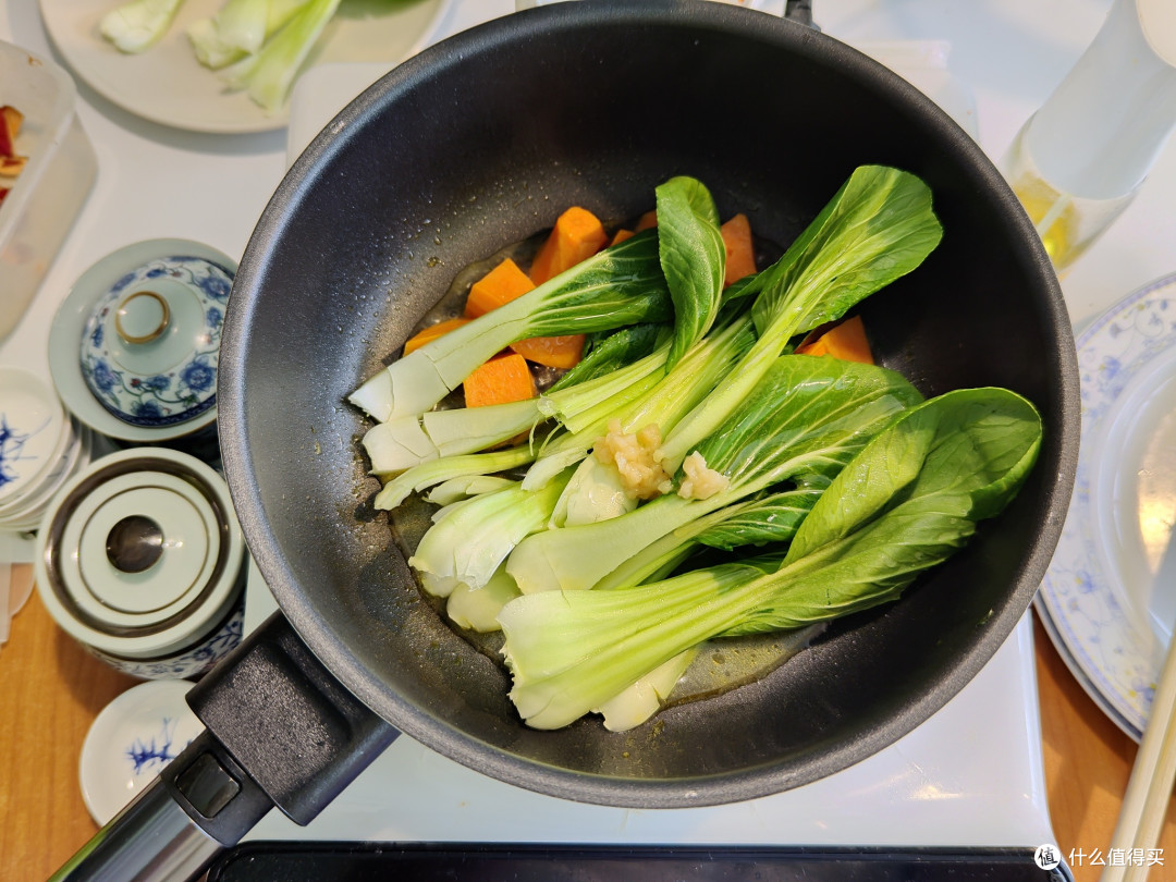 终究有可能失传的菜: 青菜烧红薯,先炒红薯还是青菜?
