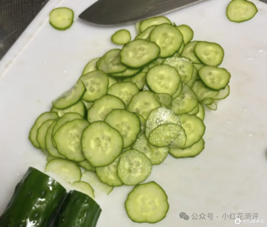「苦瓜」送人进急诊？很多人都吃错了！这些瓜苦了是毒！