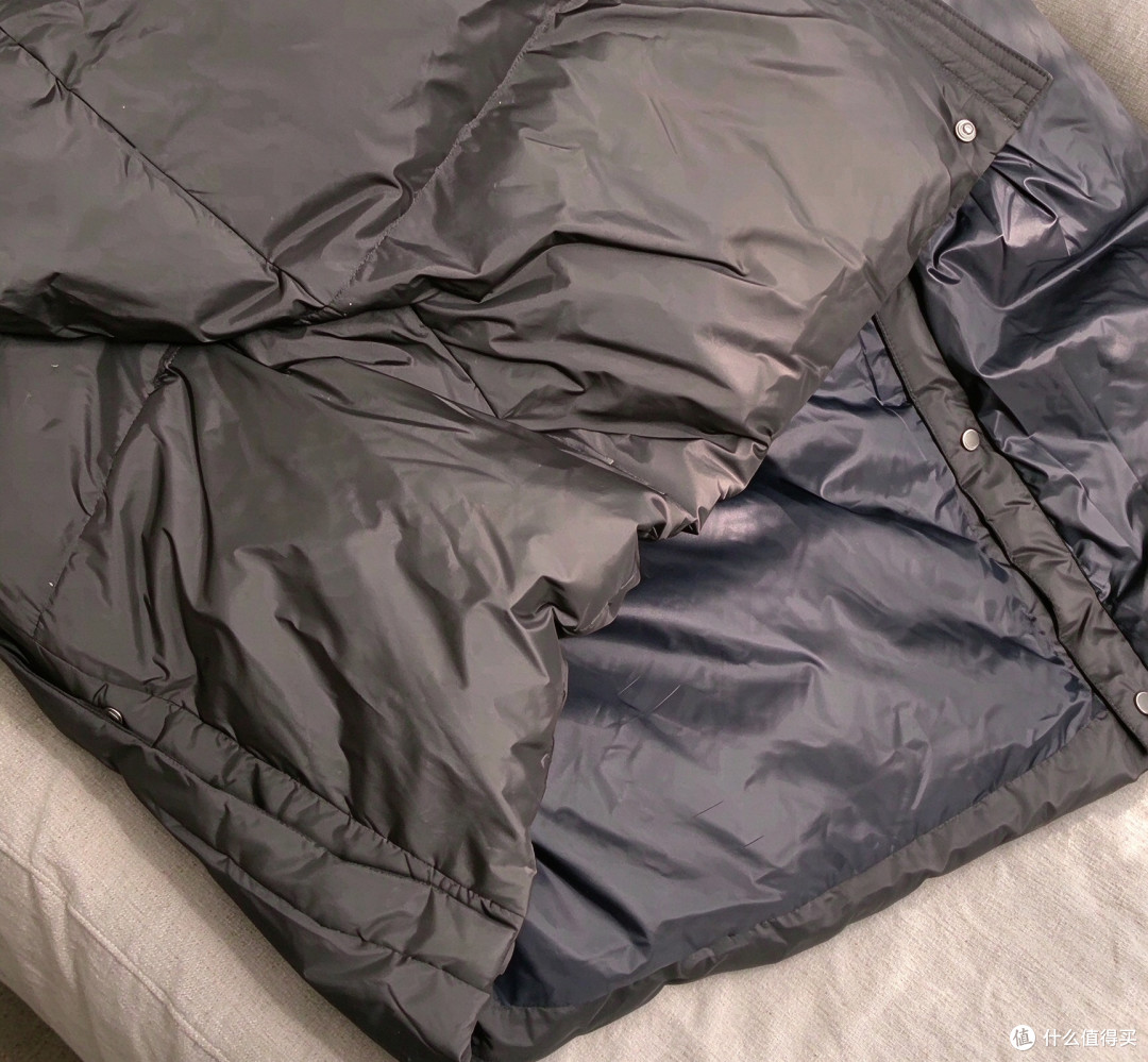 工作三年,我一次买了四件羽绒服:浅聊实测体验与穿搭指南
