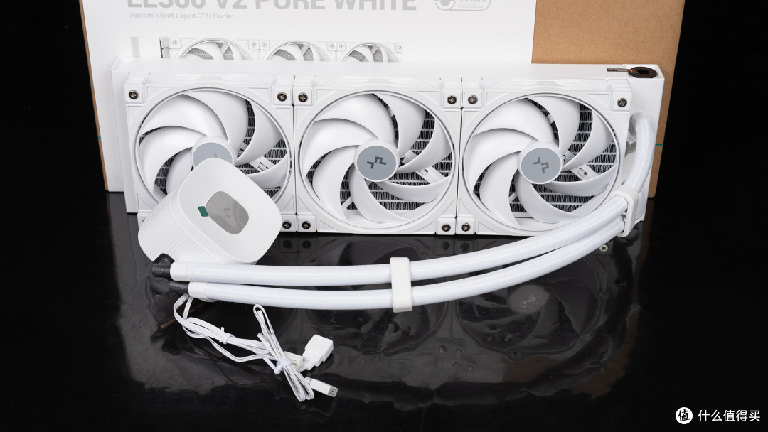 银昕FLP03复古壳装机：9850X3D+华硕ROG B850小吹雪+影驰RTX 5080