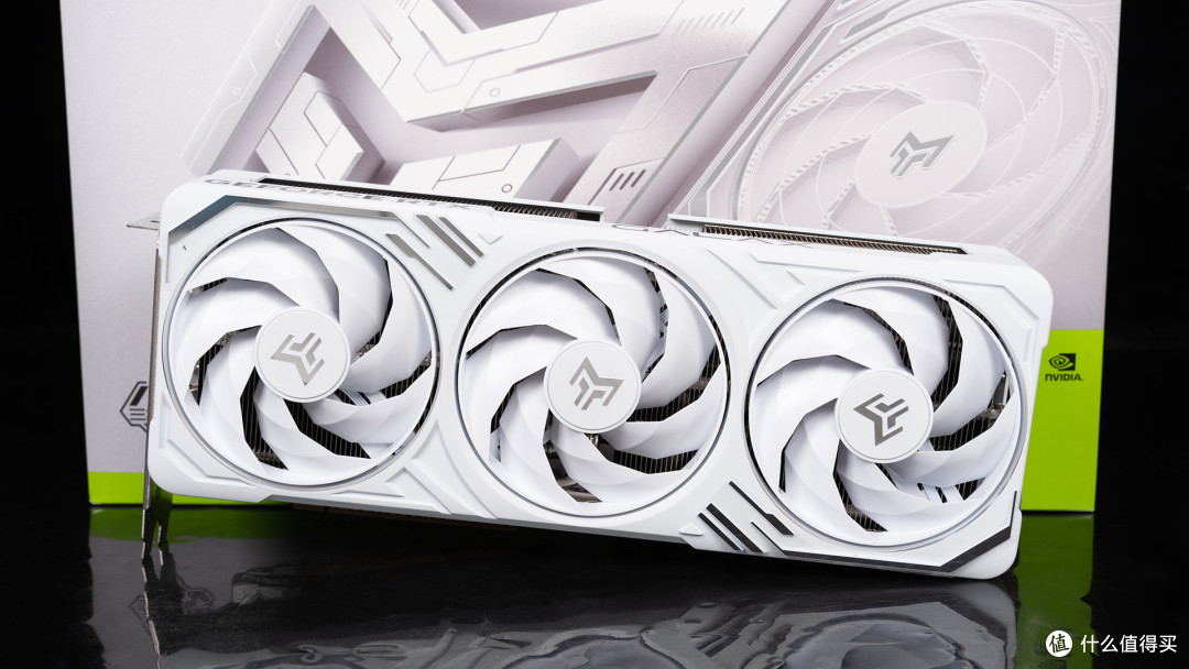 银昕FLP03复古壳装机：9850X3D+华硕ROG B850小吹雪+影驰RTX 5080