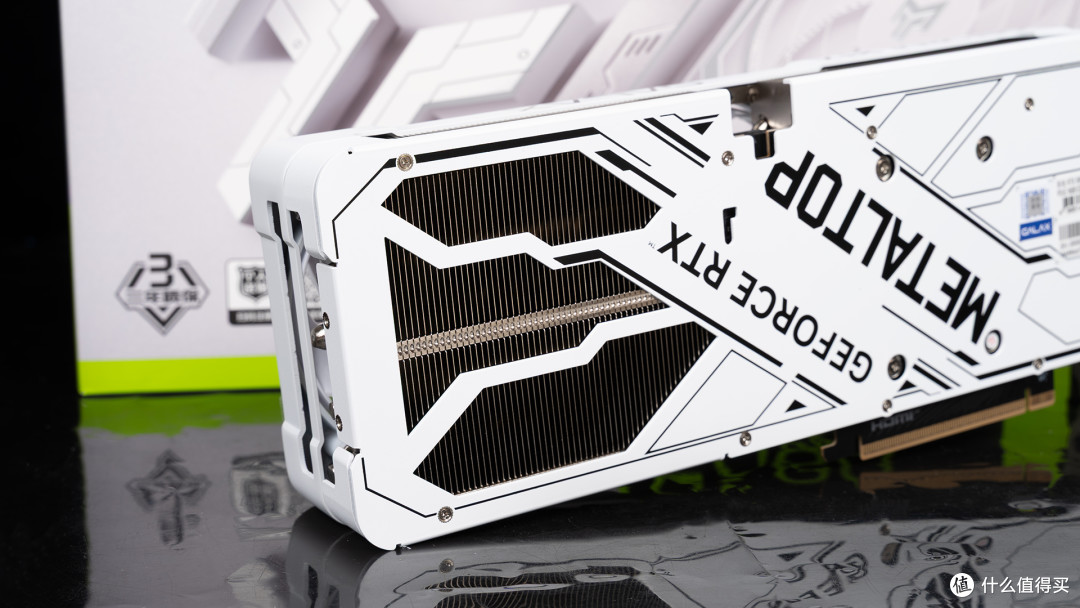 银昕FLP03复古壳装机：9850X3D+华硕ROG B850小吹雪+影驰RTX 5080