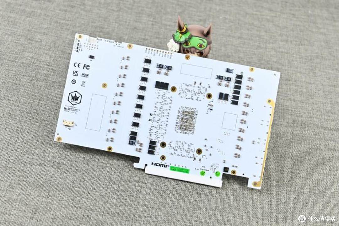 PCB背面