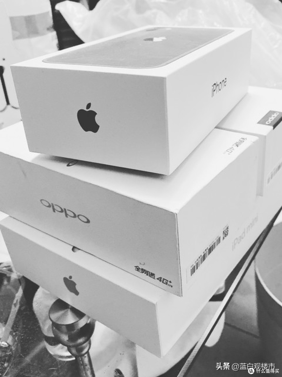 黄牛都亏麻了?iPhone Pro破发甩卖,普通人消费心态早变了