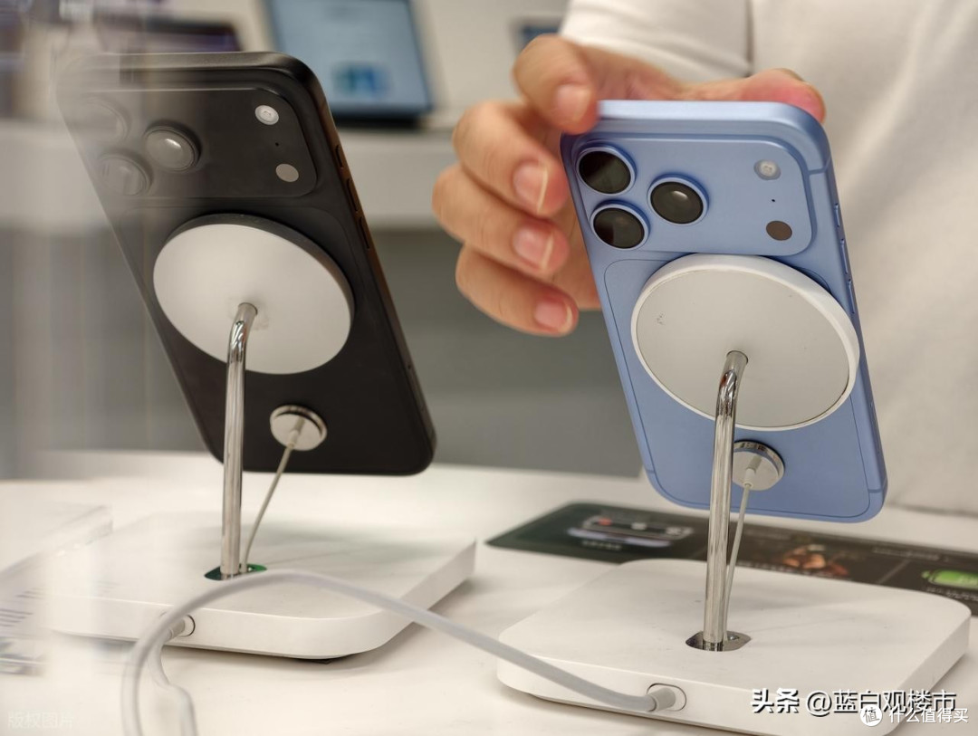 黄牛都亏麻了?iPhone Pro破发甩卖,普通人消费心态早变了