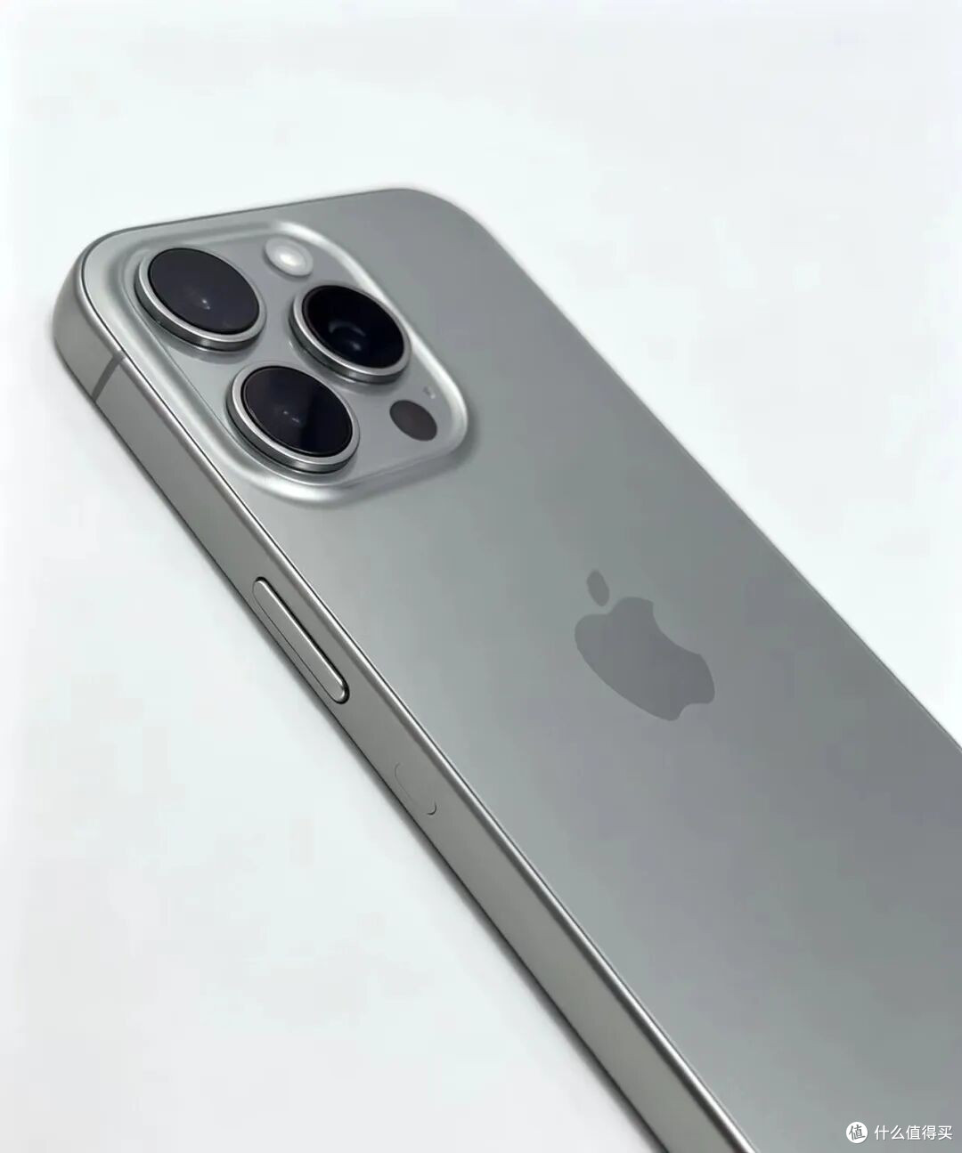 不是每代iPhone都配叫经典，但这3款，确实值得写进苹果历史