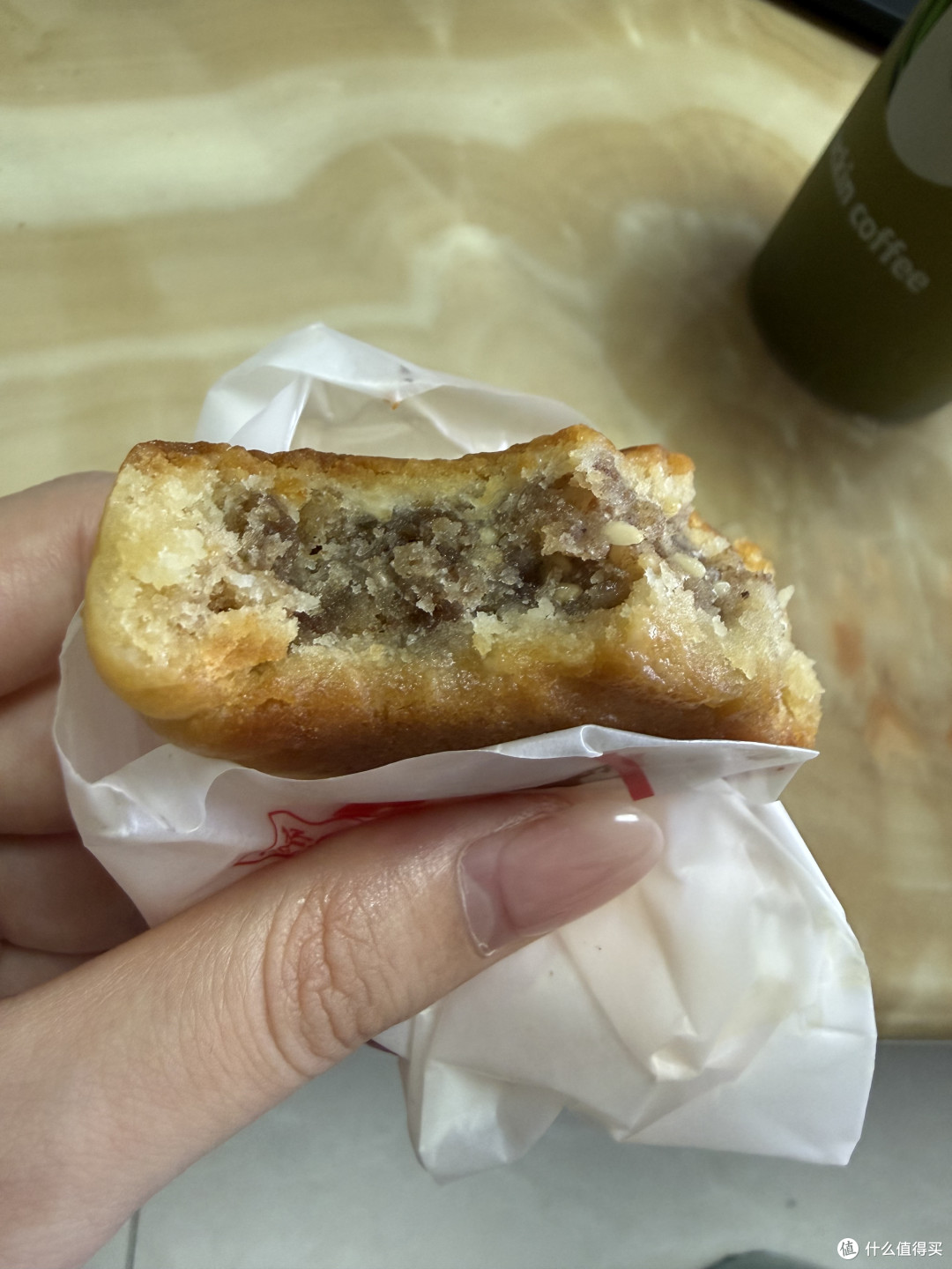 王源成都演唱会送月饼,中秋将至,你的月饼收到了吗?
