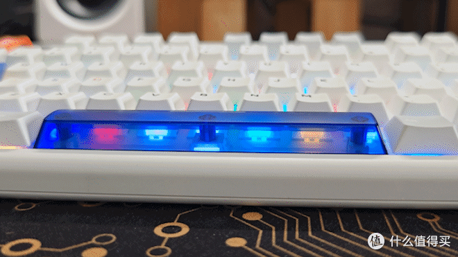 108配列全尺寸键盘,这次把双8K也卷上了?首席玩家NEO108 V2