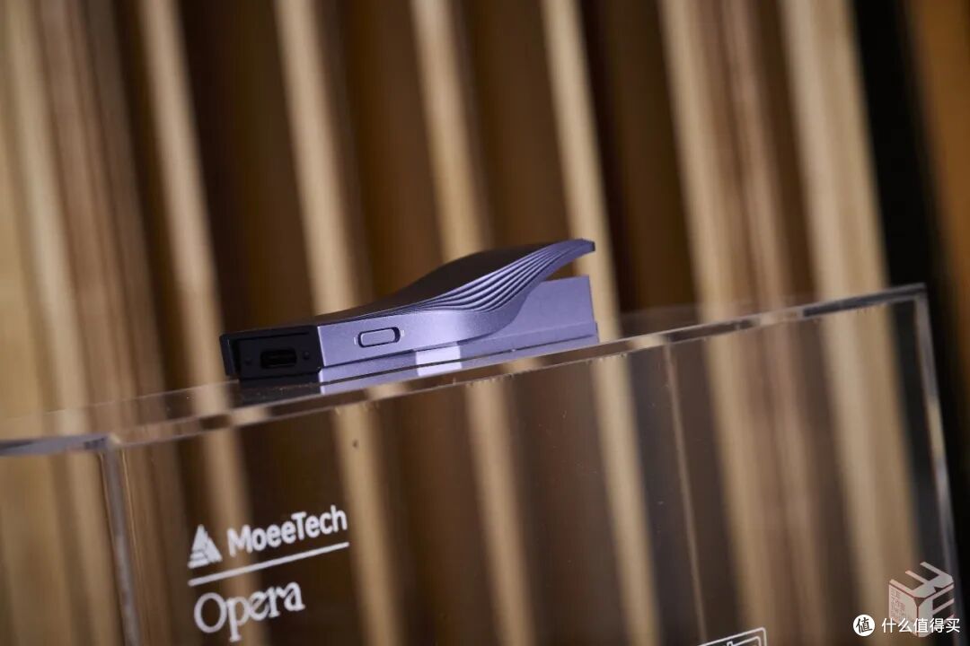 摸鱼科技 Opera S | 酷似世界最大室内滑雪场的小尾巴,有点惊人