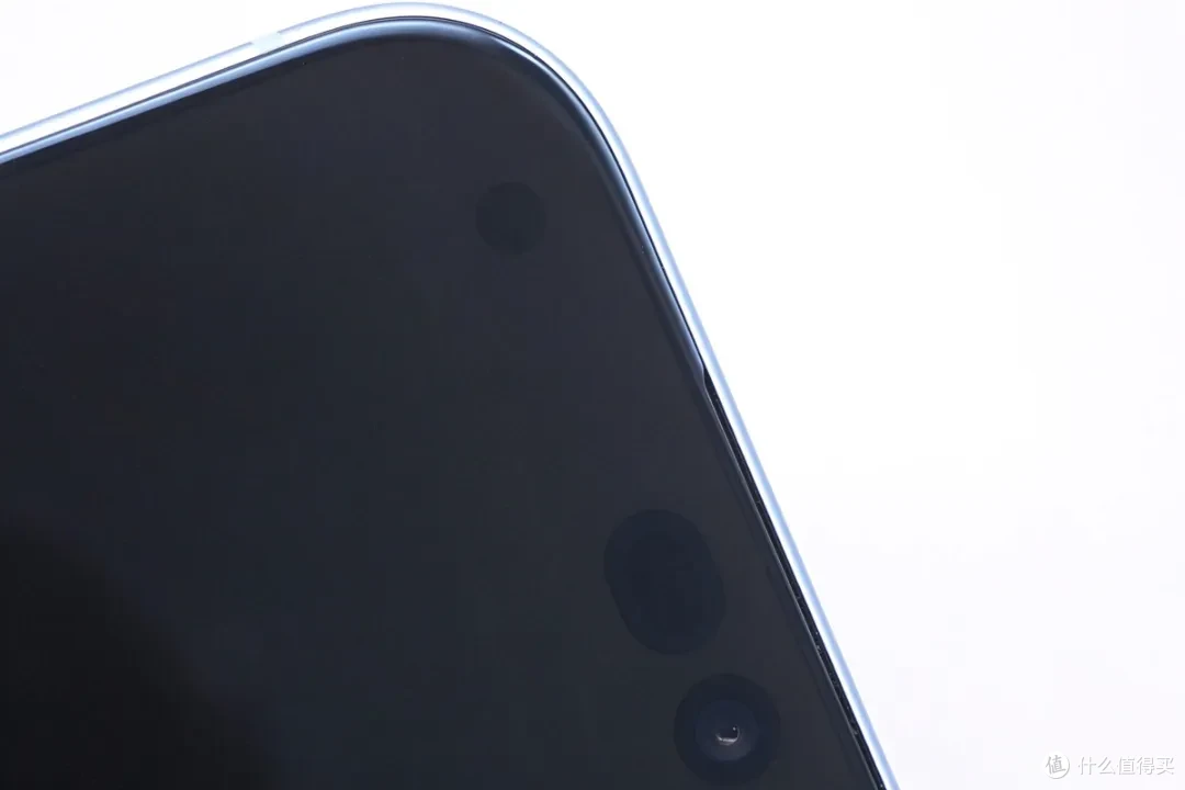 iPhone 18 Pro Max 充电评测：首发 SPR AVS 快充，52W 峰值实测