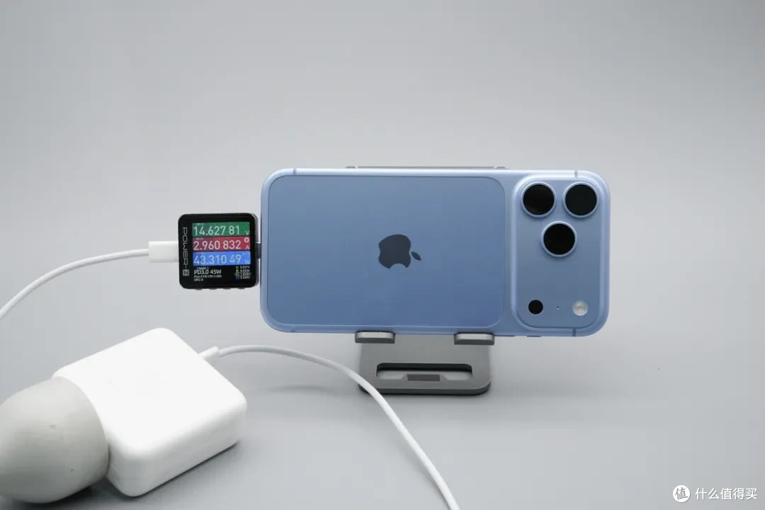 iPhone 18 Pro Max 充电评测：首发 SPR AVS 快充，52W 峰值实测