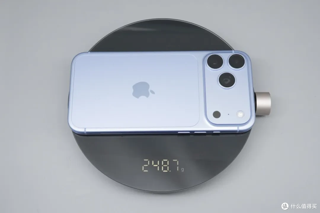 iPhone 18 Pro Max 充电评测：首发 SPR AVS 快充，52W 峰值实测