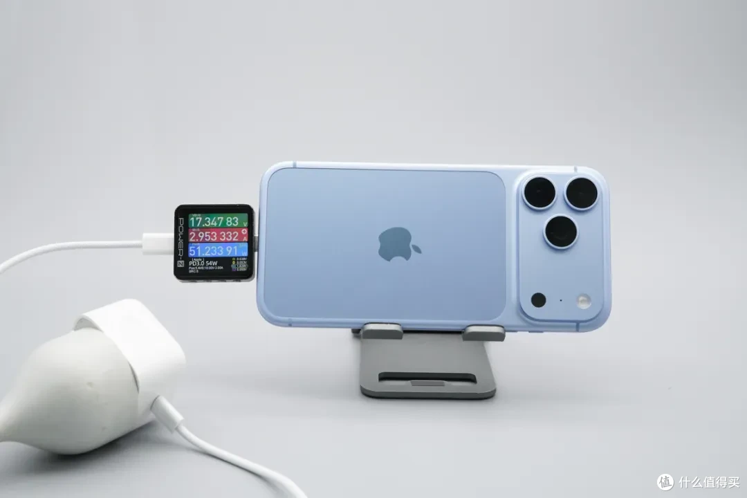 iPhone 18 Pro Max 充电评测：首发 SPR AVS 快充，52W 峰值实测