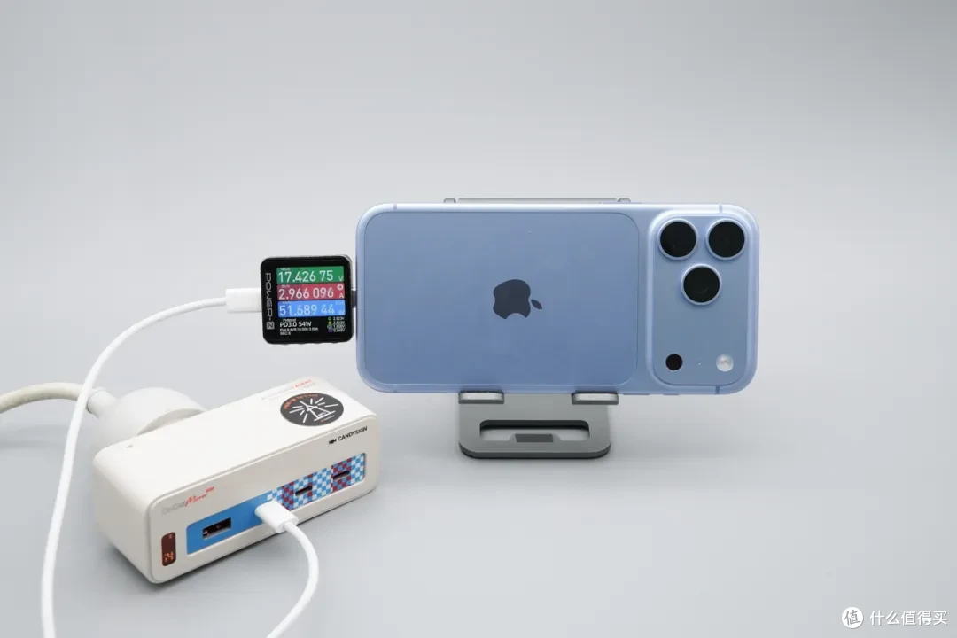 iPhone 18 Pro Max 充电评测：首发 SPR AVS 快充，52W 峰值实测