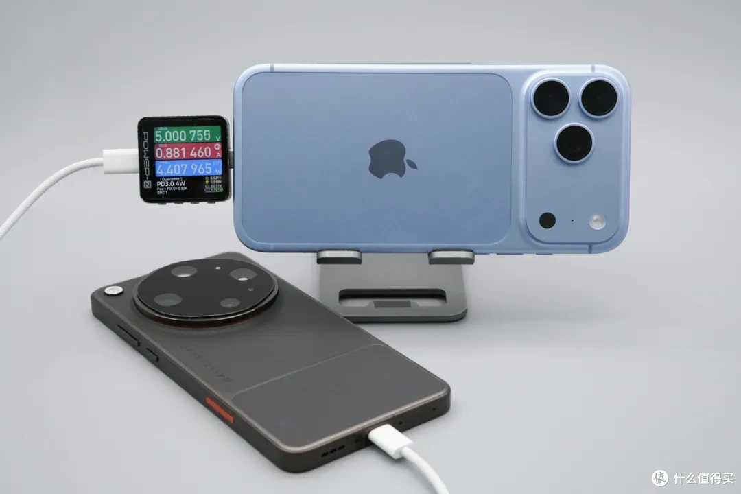 iPhone 18 Pro Max 充电评测：首发 SPR AVS 快充，52W 峰值实测