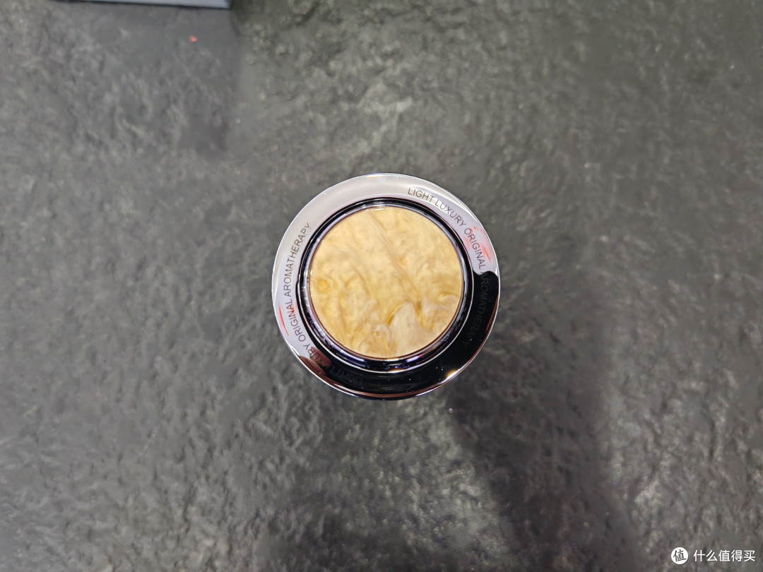 氛围感拉满!吾非时来运转琉璃瓶古龙香使用体验
