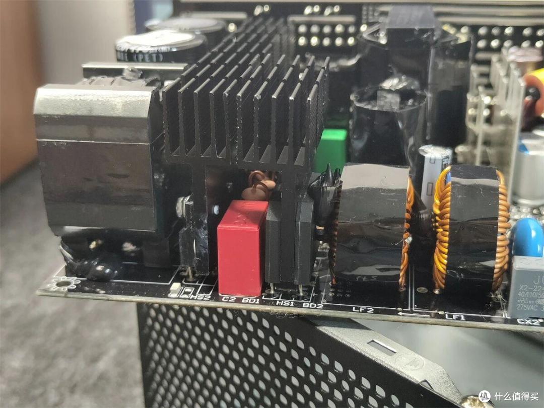 终于不用咬牙上千瓦了,微星PRO MAX 1000P电源一个月使用手记