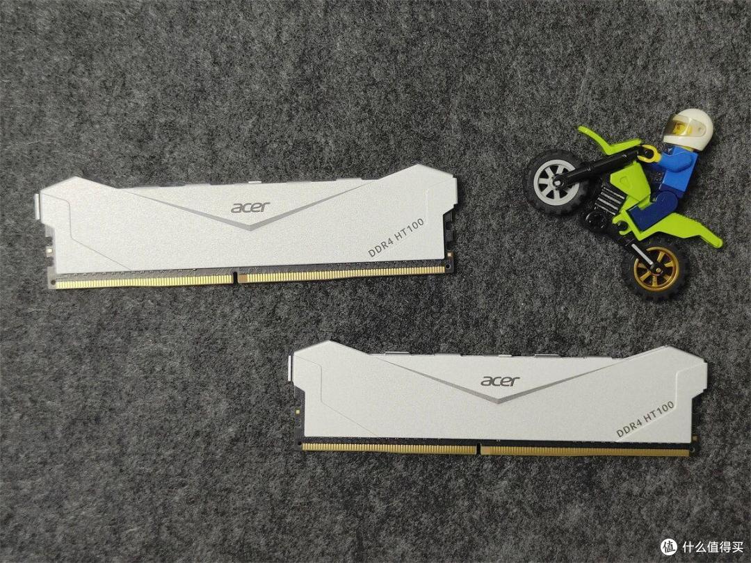 内存涨价潮下,旧平台再战三年!宏碁HT100 DDR4内存体验分享