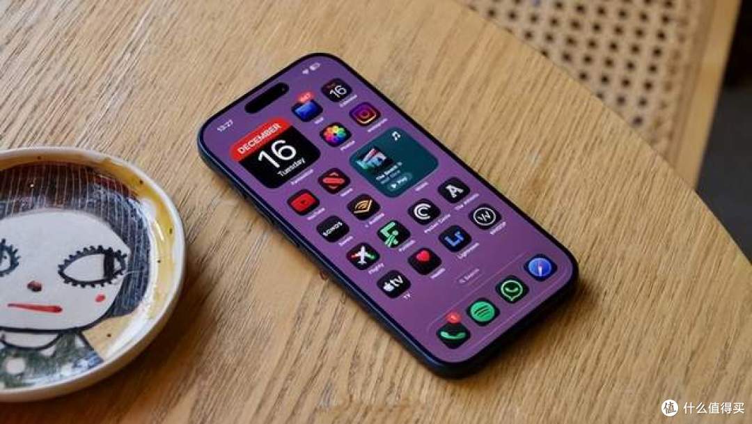 跳过iPhone19直接上新！iPhone20无边框设计，直面用户真实痛点