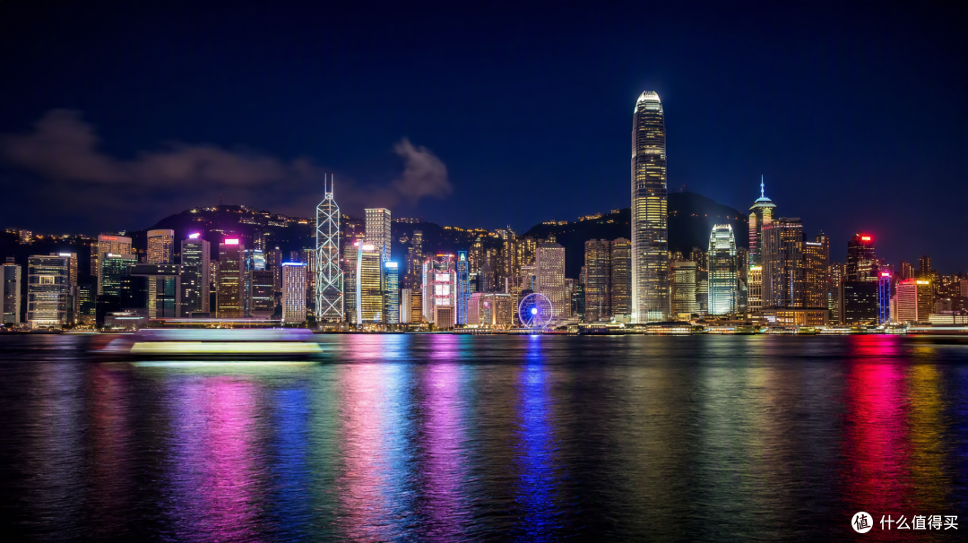 国庆港澳:维多利亚港挤到寸步难行,离岛和路环却空得能听见风声