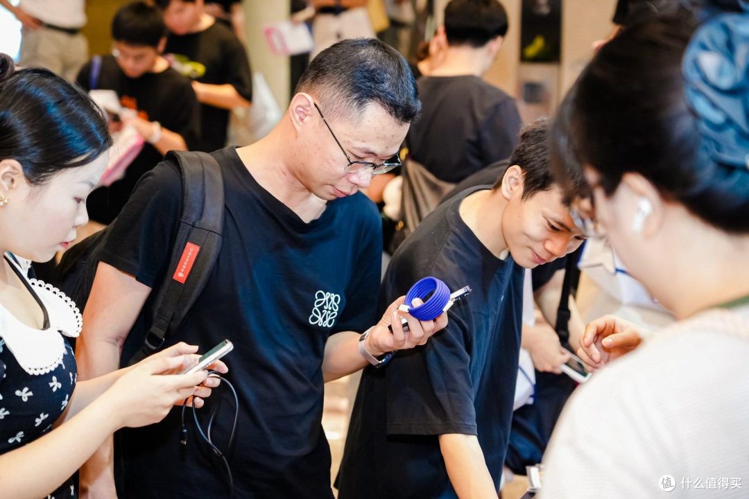 从快充到高速传输,2026深圳充电嘉年华数据线品牌专区亮相