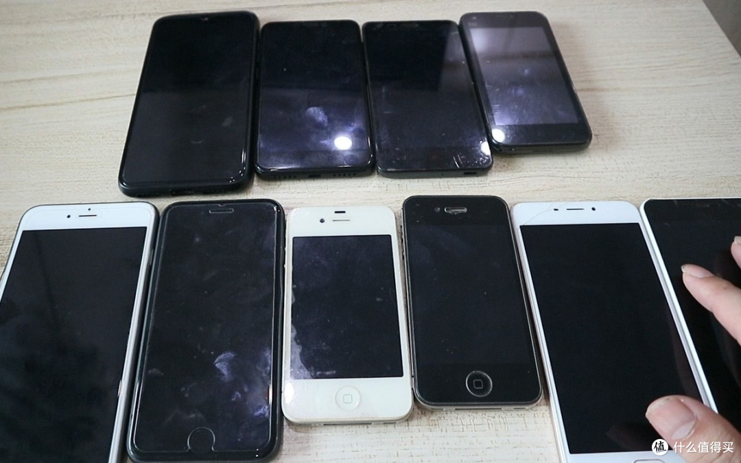 iPhone 18首销三天反转:32万台卖出,旧手机三天跳水3000