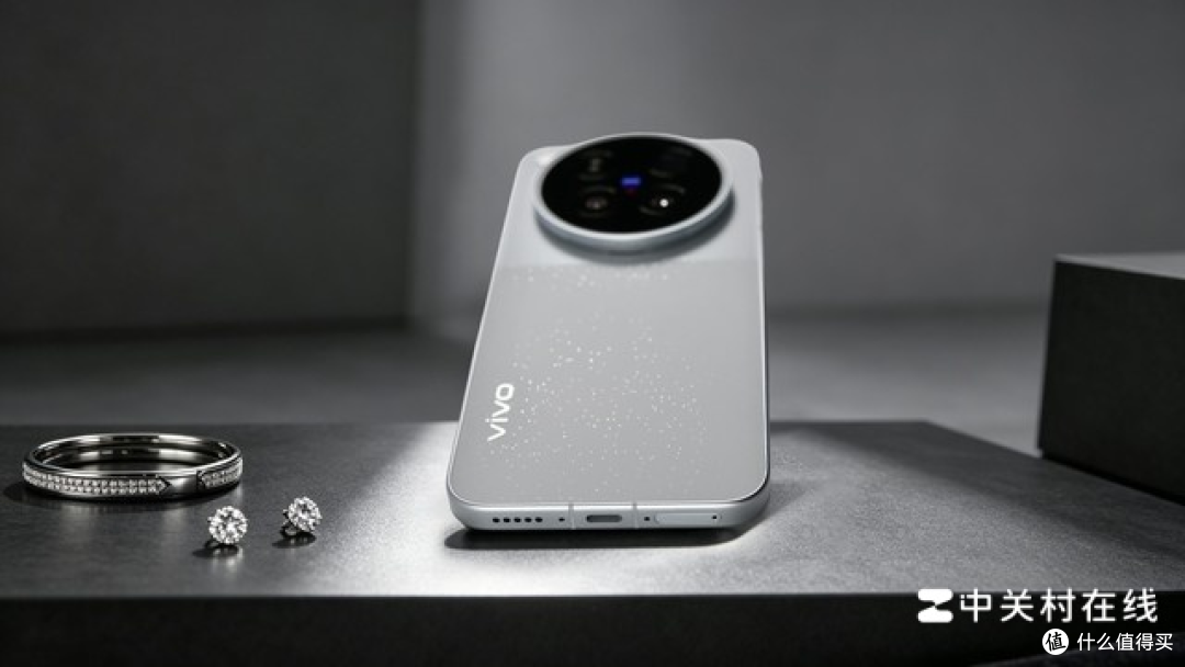 vivo X500比爆料贵800,是割韭菜还是成本真涨了?到底值不值?