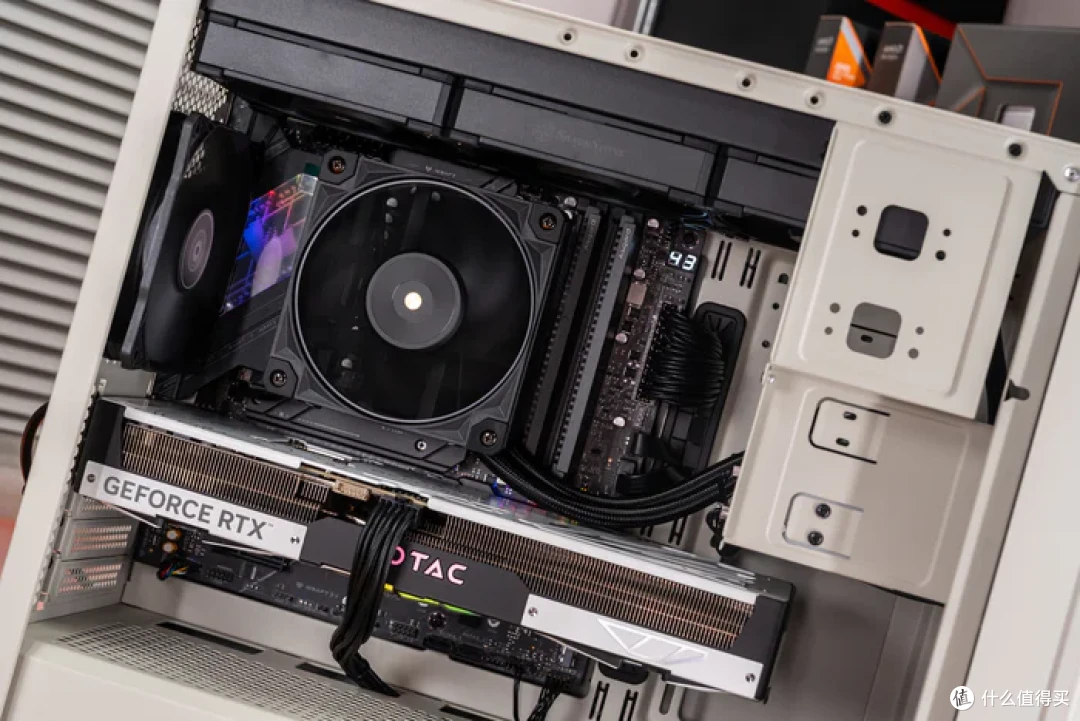 复古の风——银昕FLP03+铭瑄B850M电竞之心+索泰RTX5070天启装机