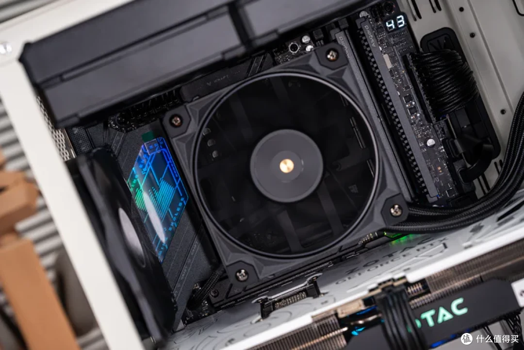 复古の风——银昕FLP03+铭瑄B850M电竞之心+索泰RTX5070天启装机