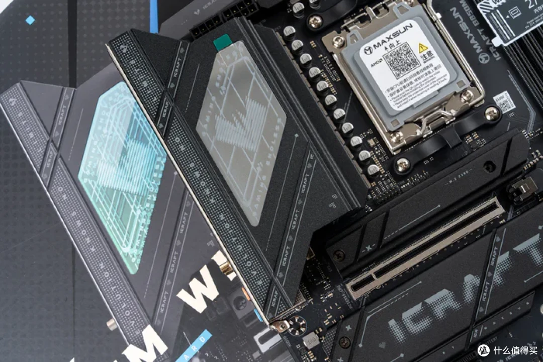复古の风——银昕FLP03+铭瑄B850M电竞之心+索泰RTX5070天启装机