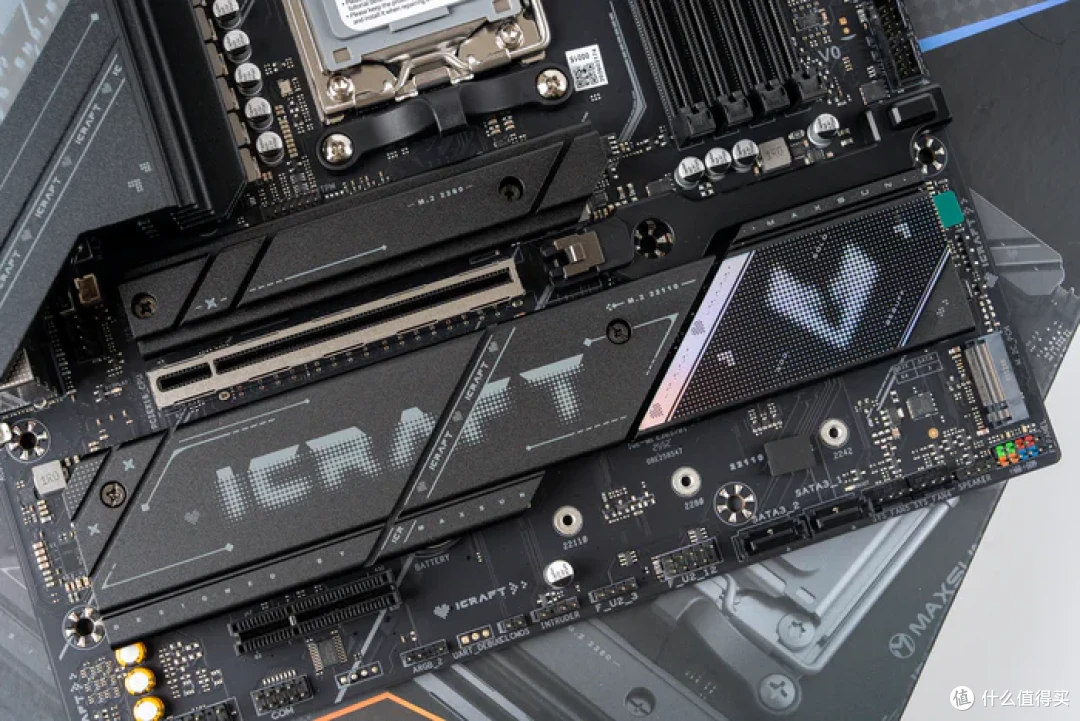 复古の风——银昕FLP03+铭瑄B850M电竞之心+索泰RTX5070天启装机