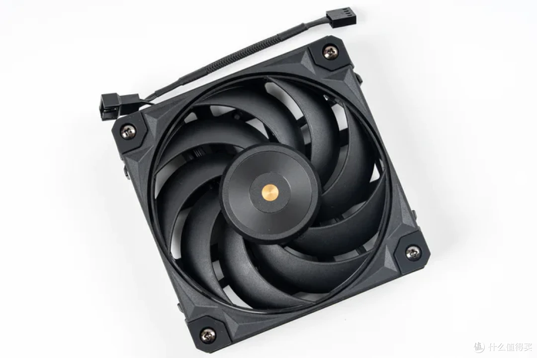 复古の风——银昕FLP03+铭瑄B850M电竞之心+索泰RTX5070天启装机