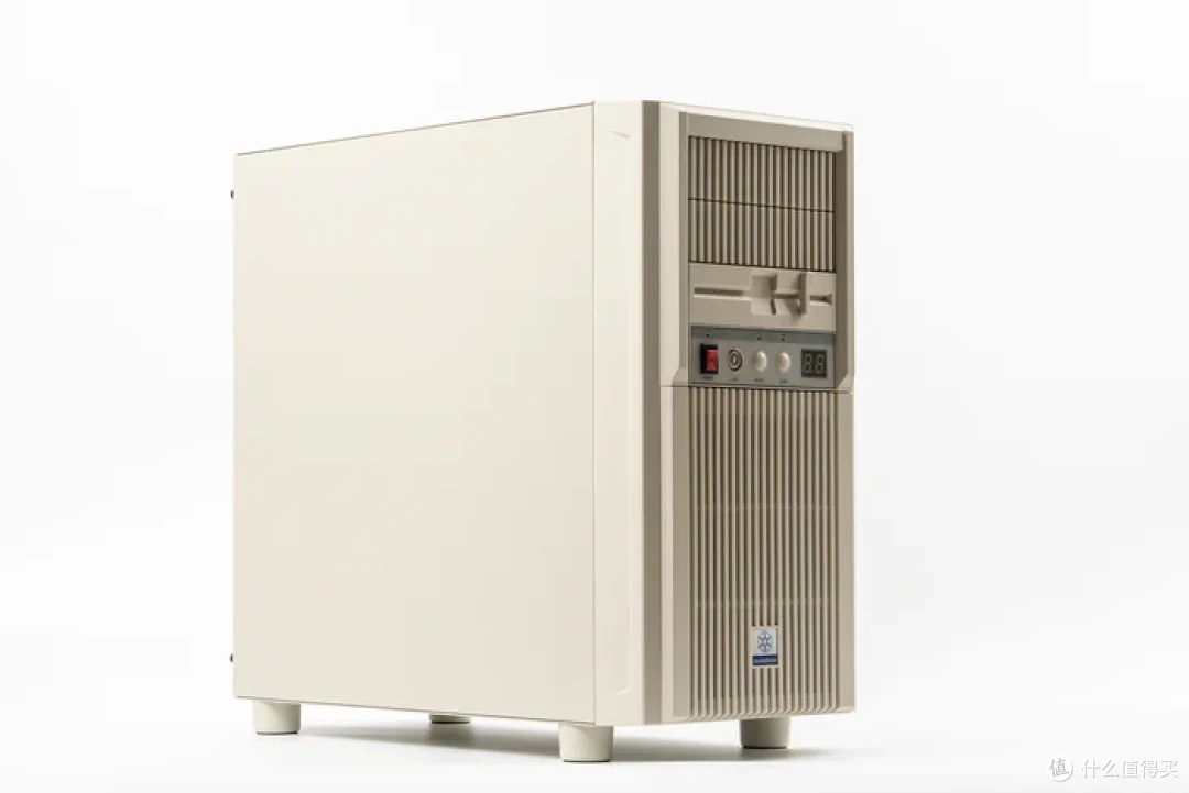 复古の风——银昕FLP03+铭瑄B850M电竞之心+索泰RTX5070天启装机