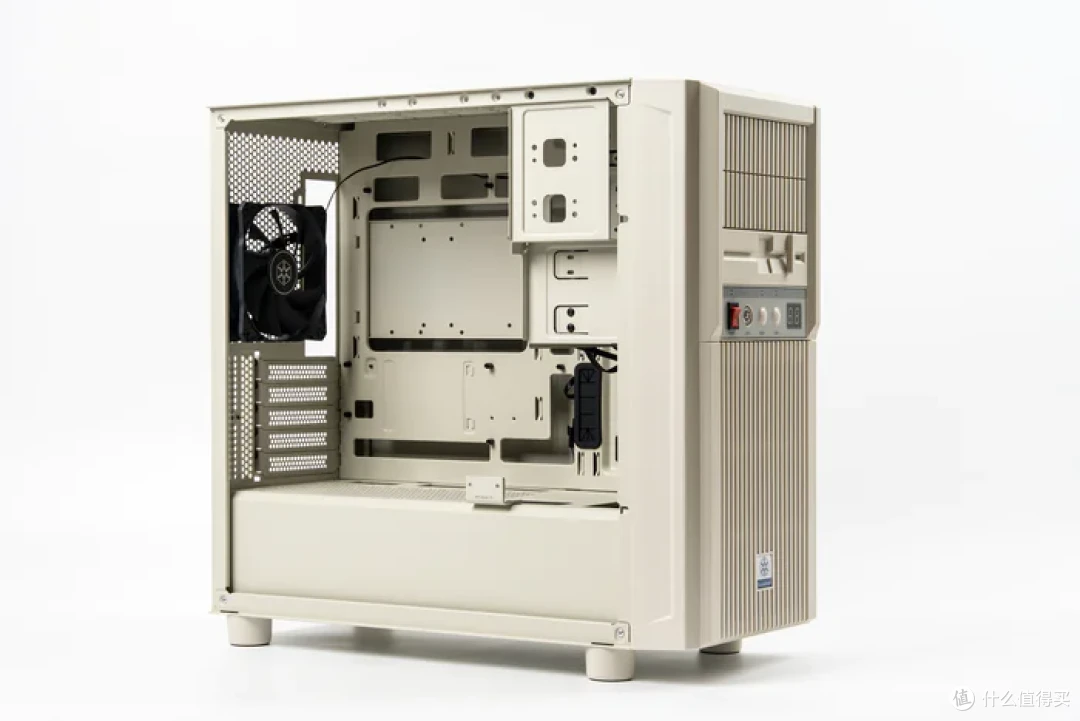 复古の风——银昕FLP03+铭瑄B850M电竞之心+索泰RTX5070天启装机