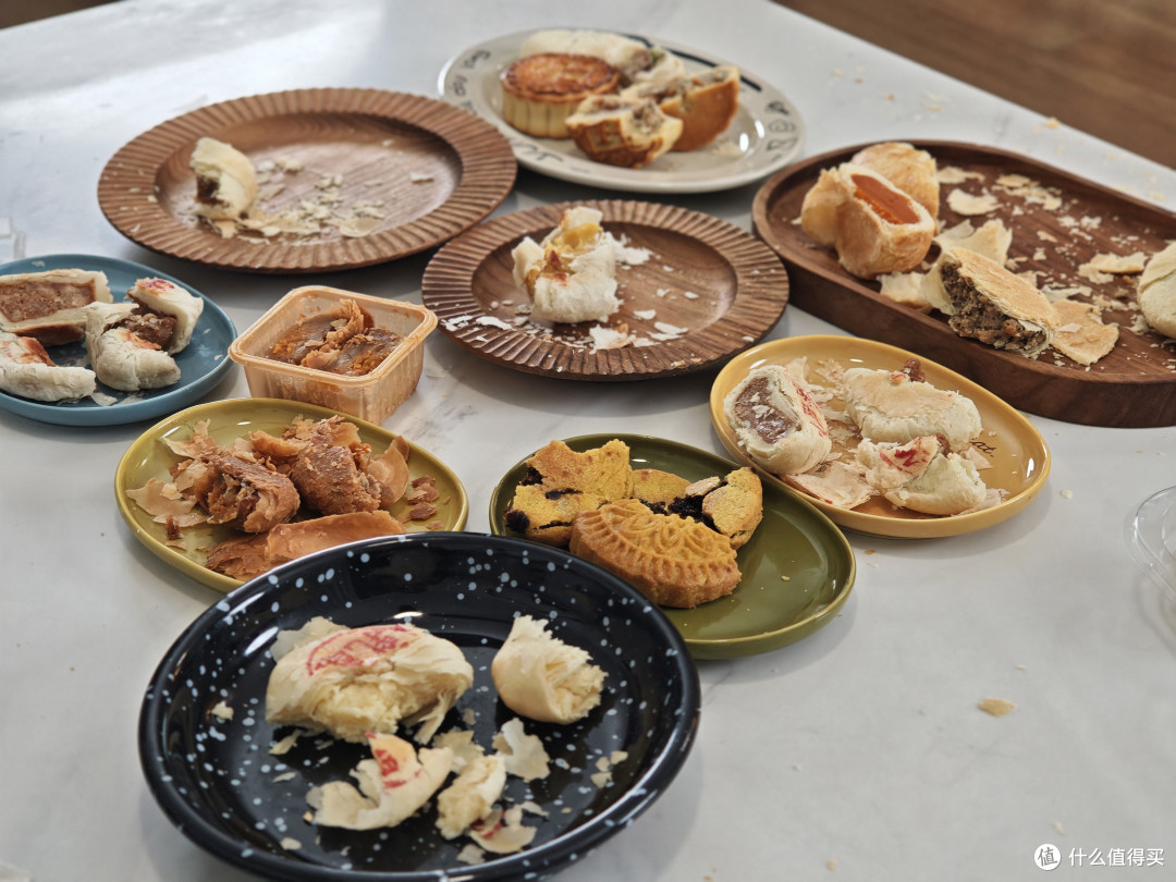 中秋酥皮月饼大横评|网红月饼别乱冲,帮你中秋少踩坑!