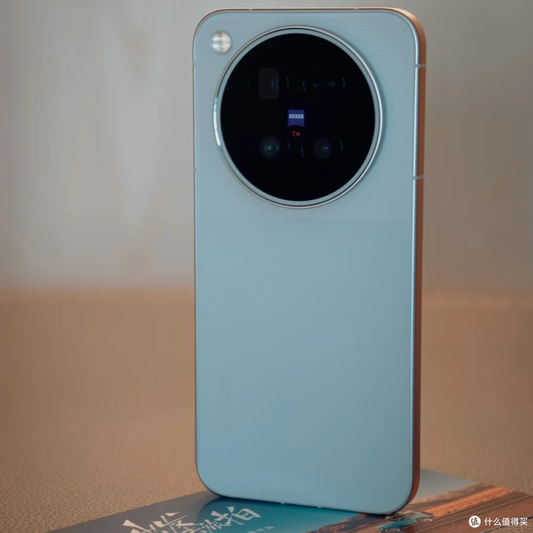 华为、小米看好了,vivo X500系列发布,全系涨价成常态
