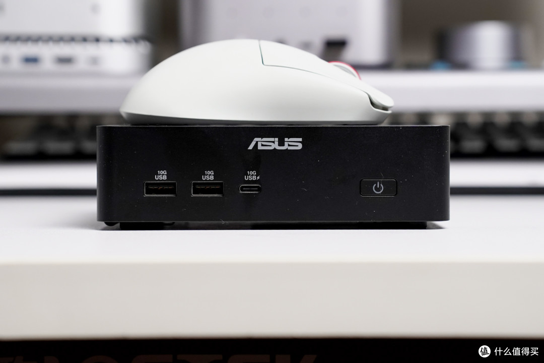 超强散热+一键AI=标杆级生产力丨华硕NUC16PRO迷你主机评测