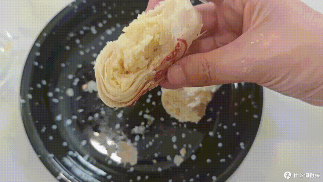中秋酥皮月饼大横评|网红月饼别乱冲,帮你中秋少踩坑!