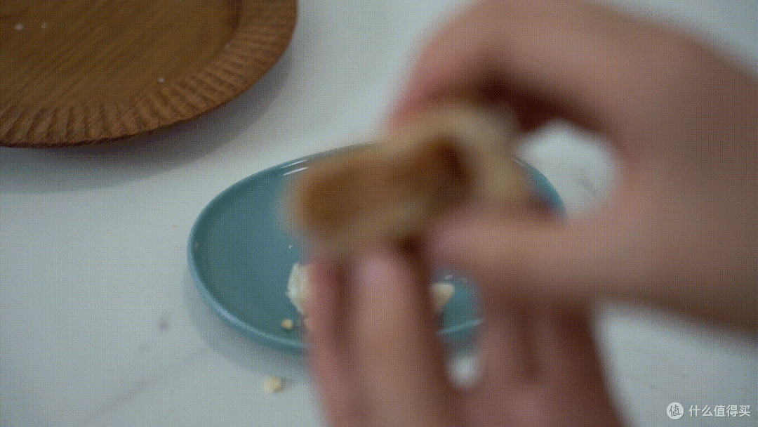 中秋酥皮月饼大横评|网红月饼别乱冲,帮你中秋少踩坑!