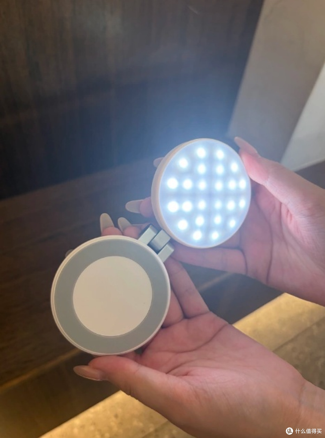 三档色温调节冷暖光自由切换