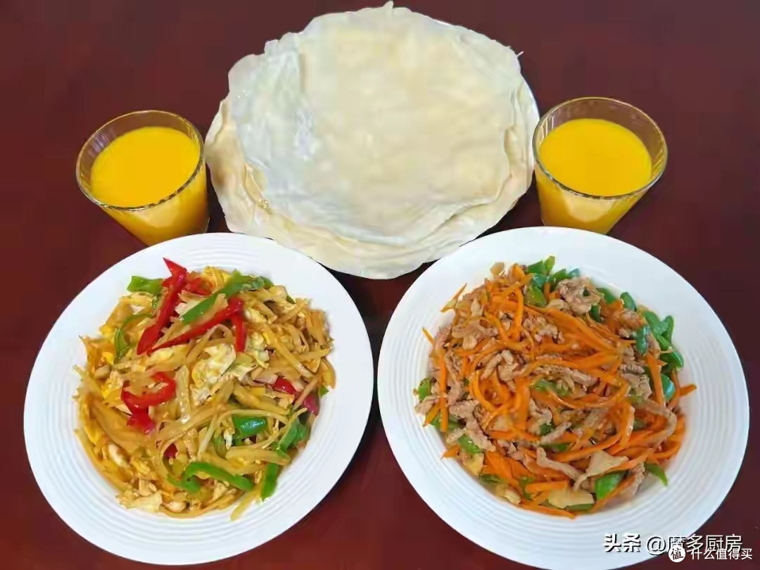 水烙馍卷菜的制作与品尝