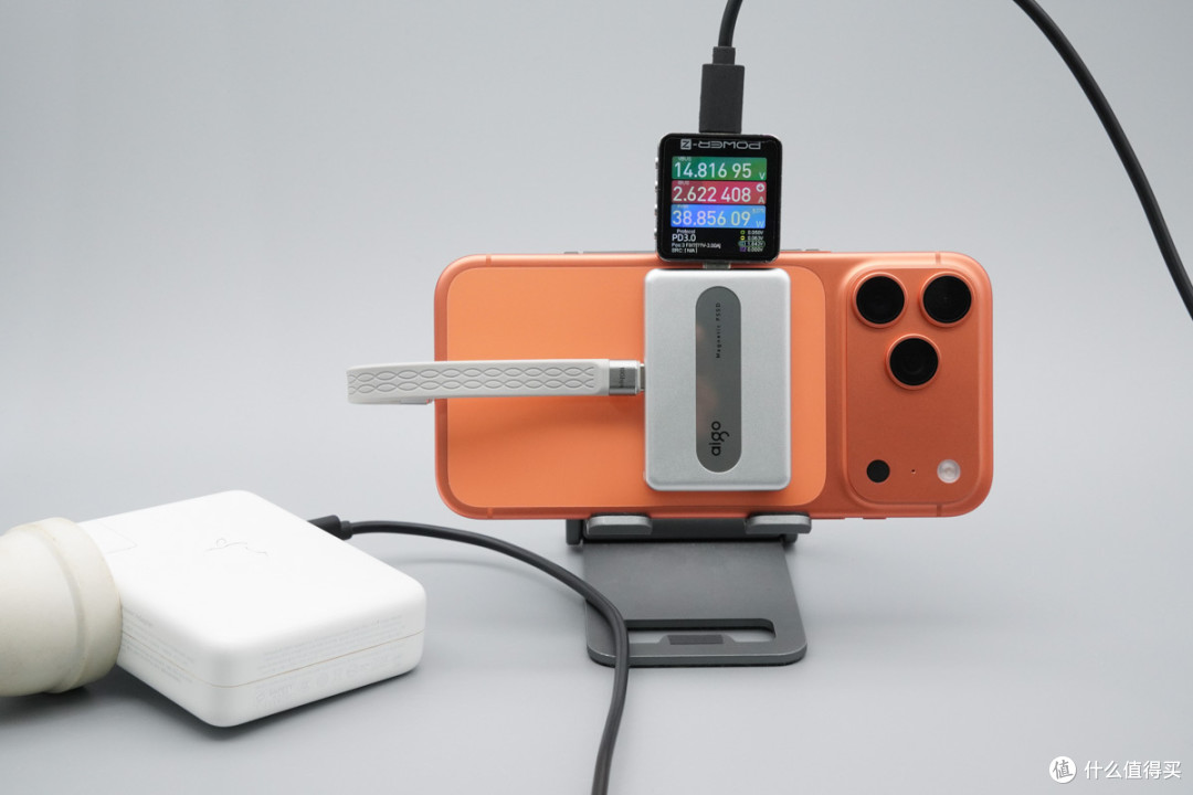 专为iPhone创作者打造,aigo PL50 手机存储盘上手评测