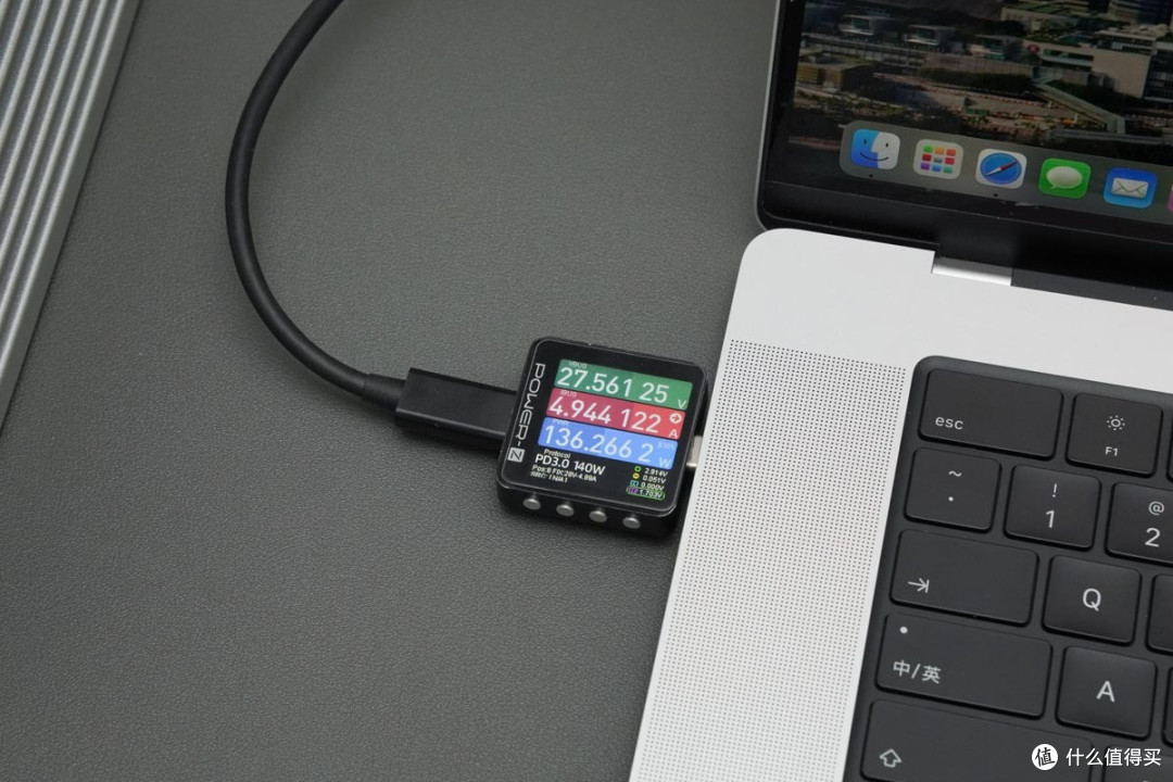 80Gbps AI存储阵列,阿卡西斯四盘位雷电5硬盘盒评测