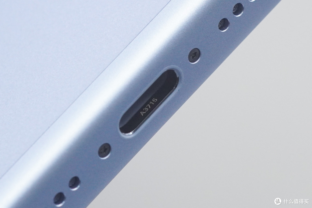 解锁 AVS快充,iPhone 18 Pro 充电评测