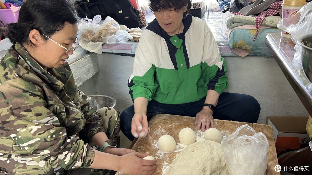 40岁兜比脸干净还停不下买买买,做减法松快和钱一块回来了