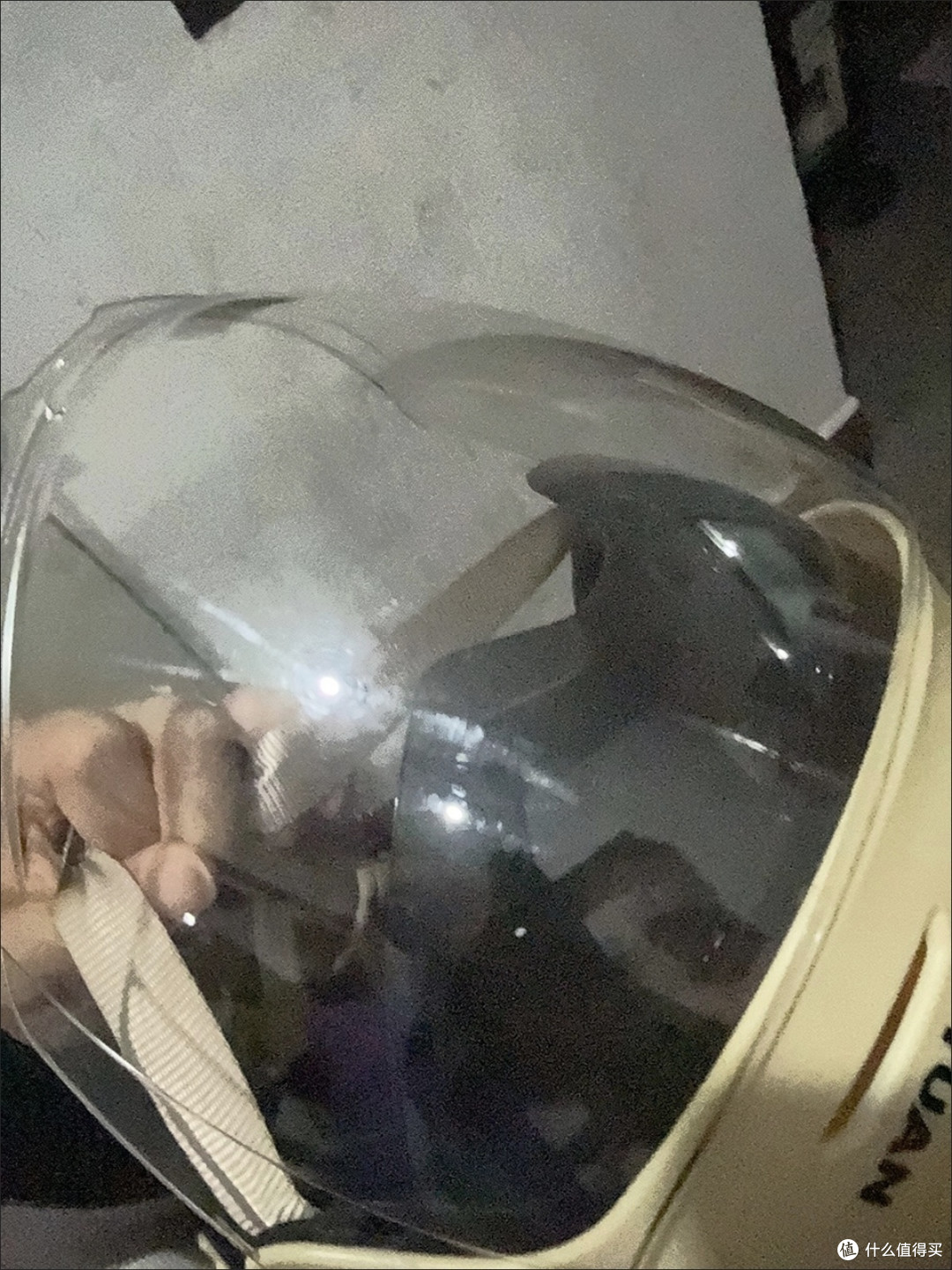 摩托车头盔选购指南与安全标准